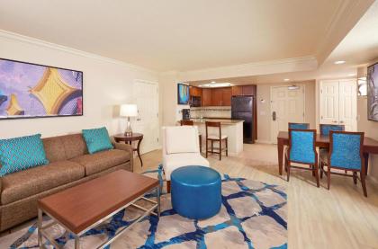 Hilton Grand Vacations on Paradise - Convention Center - image 1